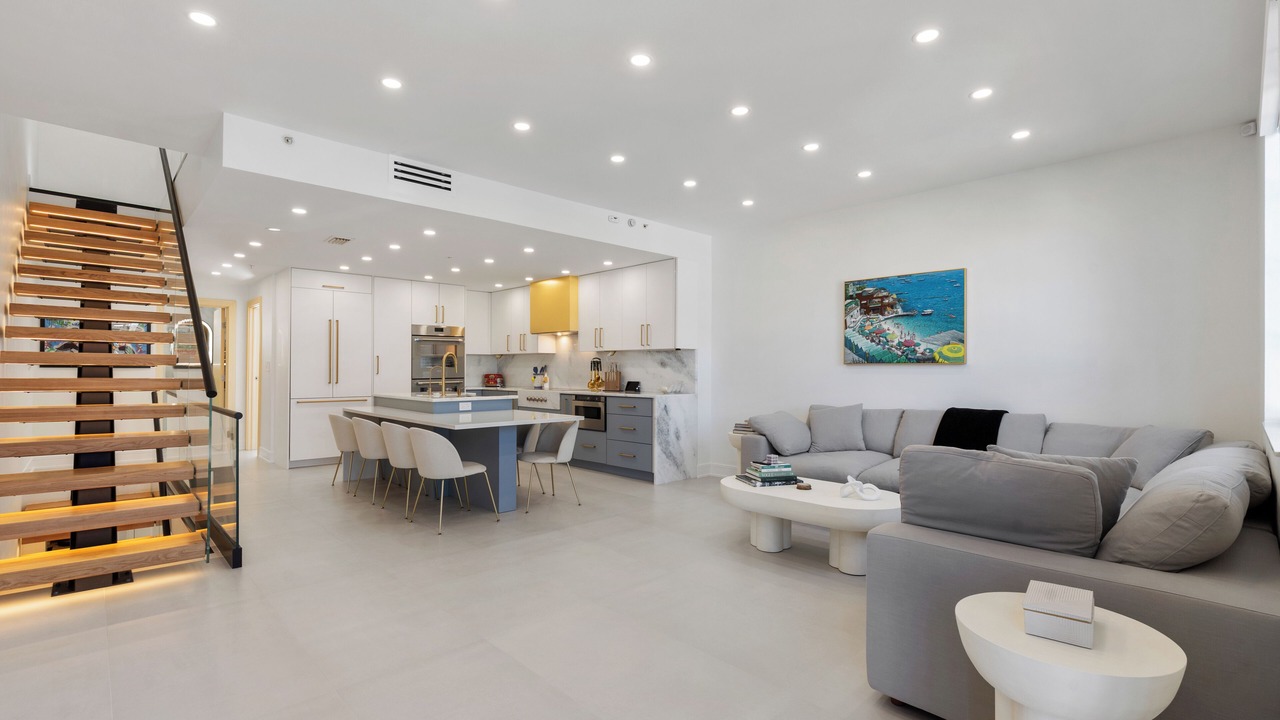 Photo of Livingroom in Pineapple Grove Arts District