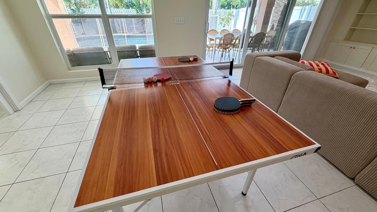 Photo of Bedroom in Hollywood Lakes
