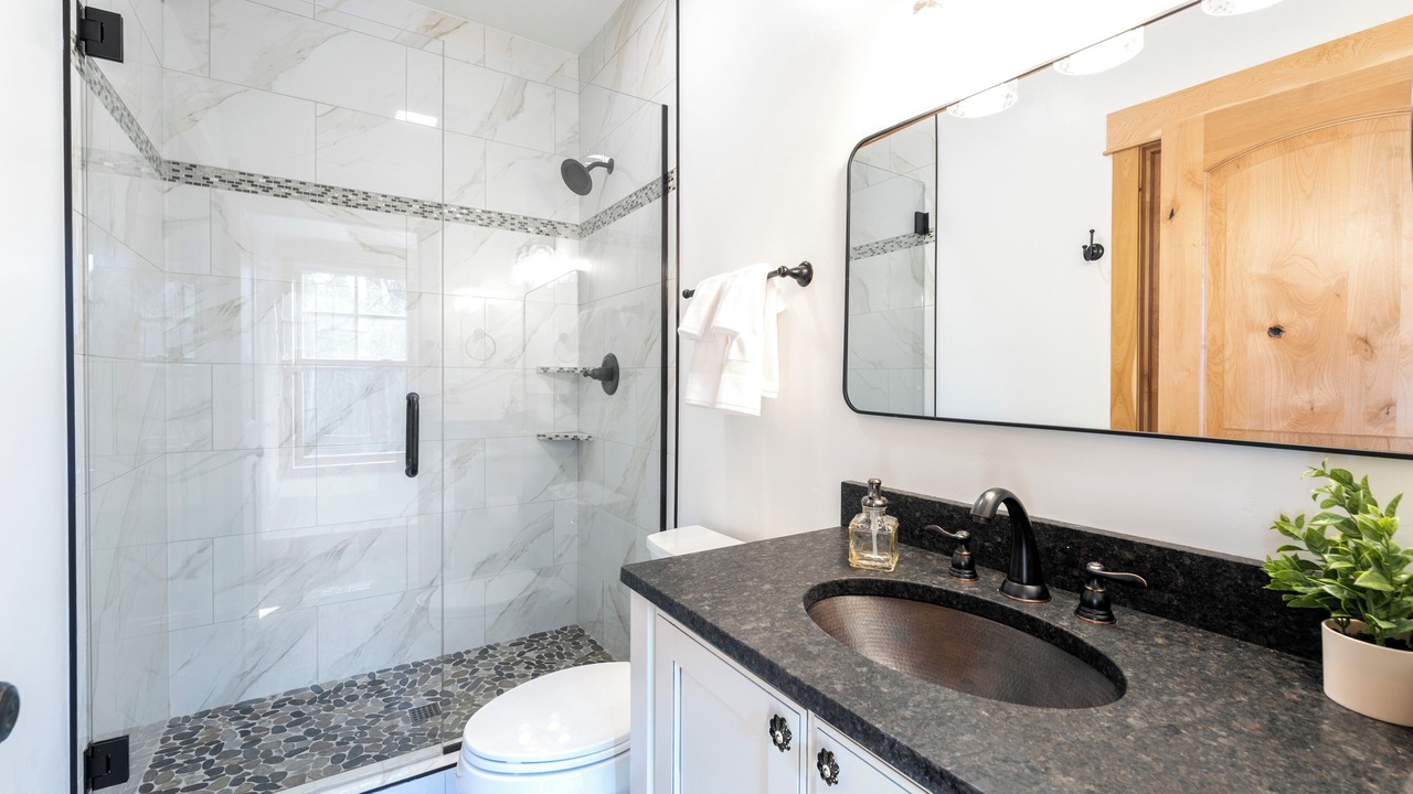 Photo of Bathroom in Agpar