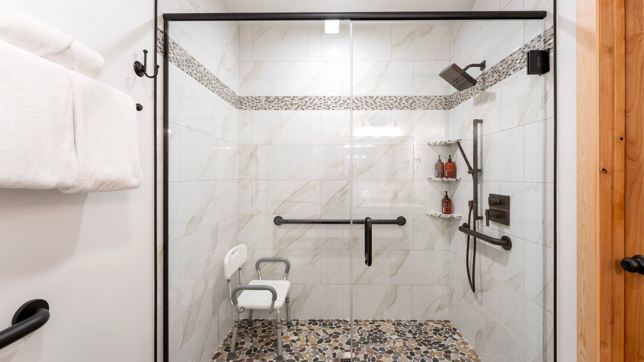 Photo of Bathroom in Agpar