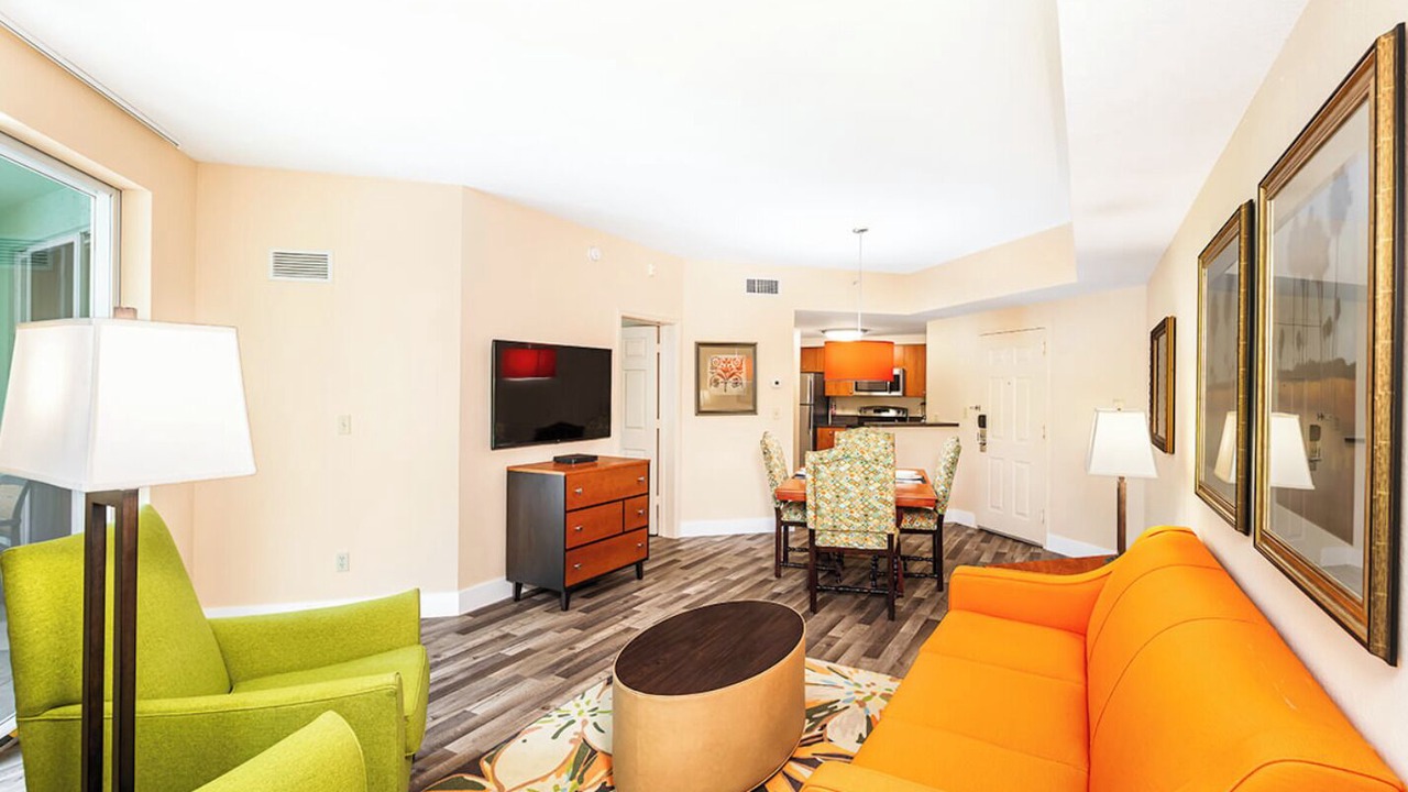 Photo of Livingroom in Weston