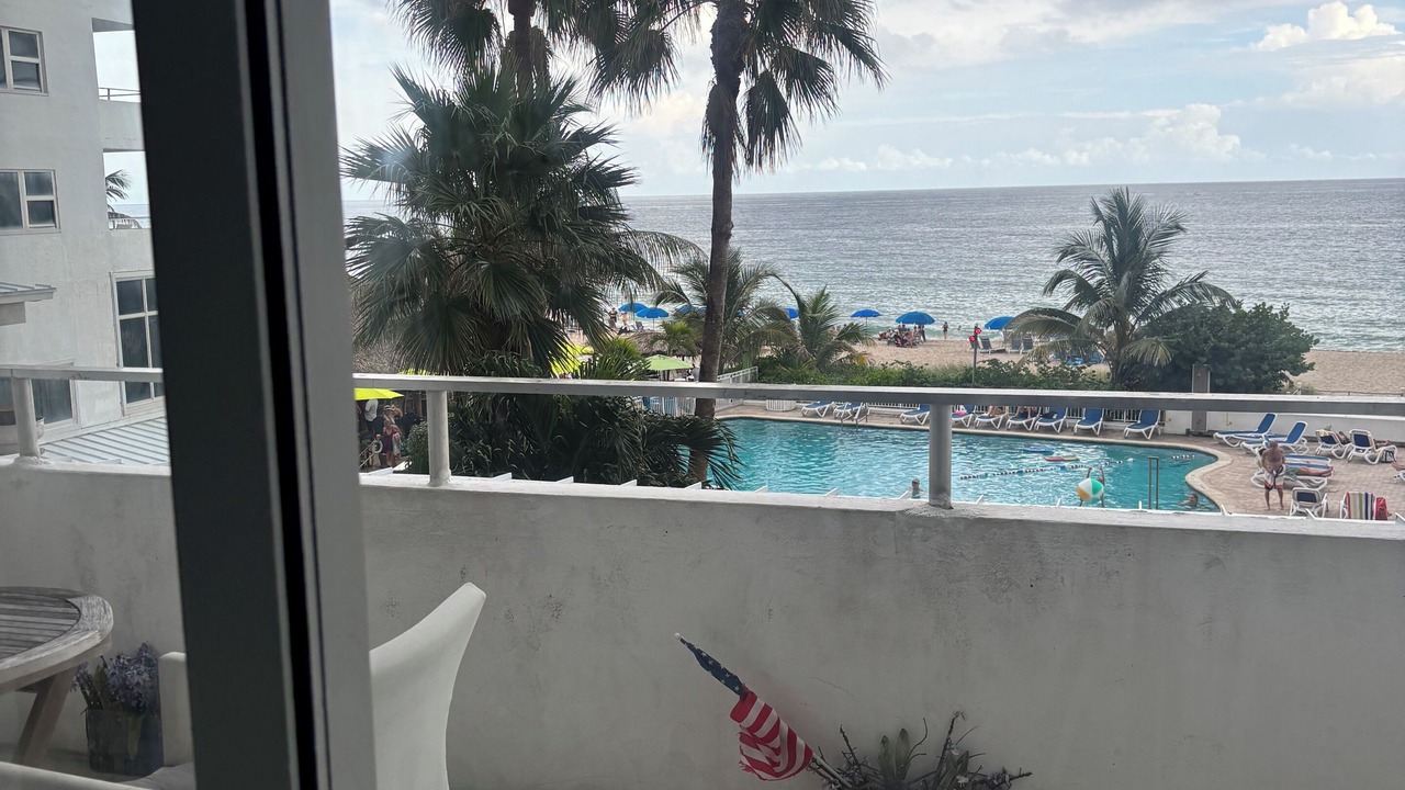 Photo of Outdoor in Bermuda Riviera
