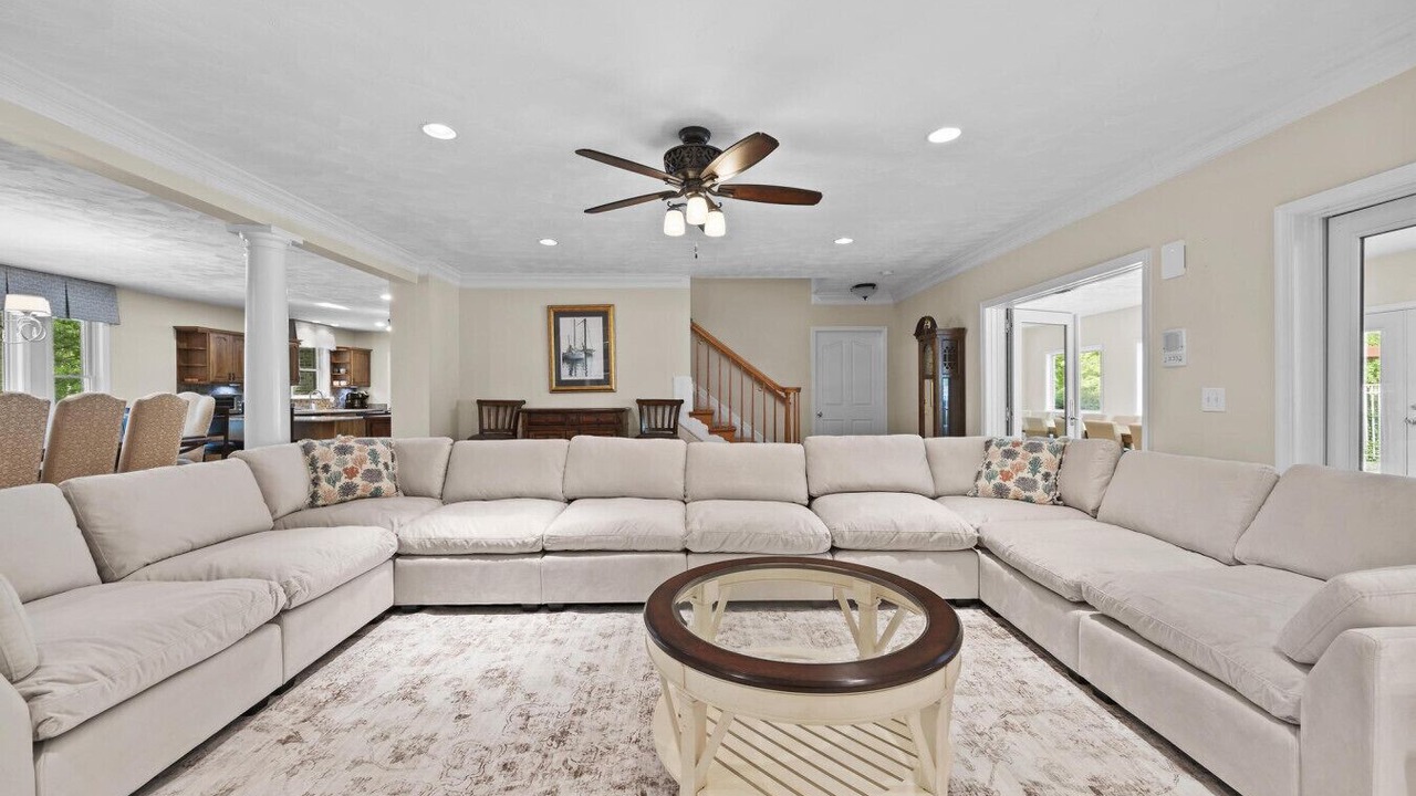 Photo of Livingroom in Davidsonville