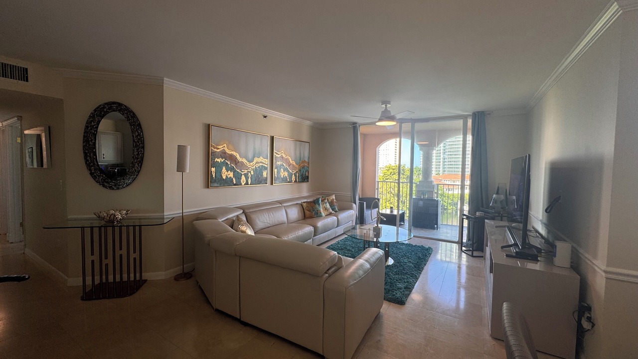 Photo of Livingroom in Aventura