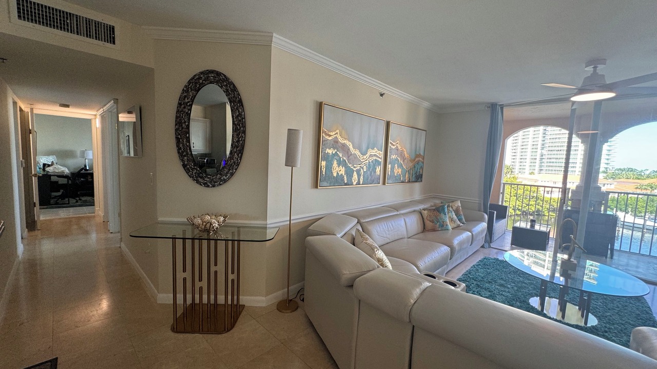 Photo of Livingroom in Aventura