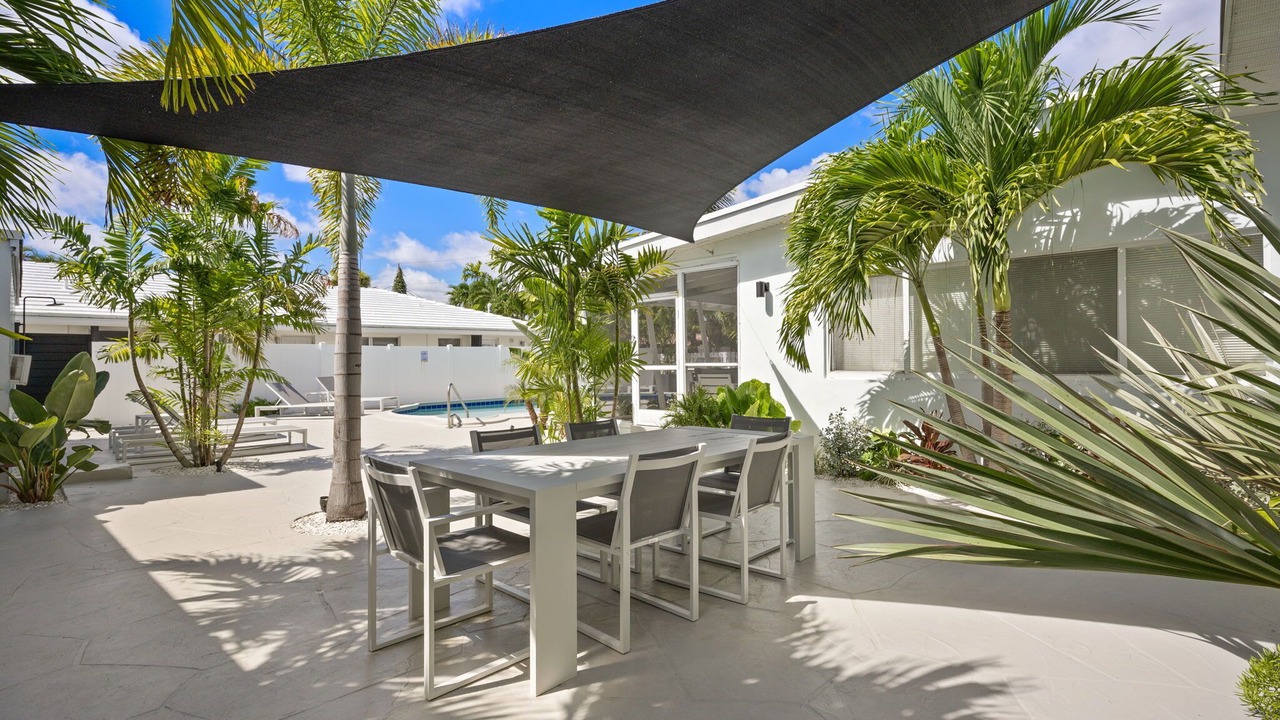 Photo of Outdoor in Dolphin Isles