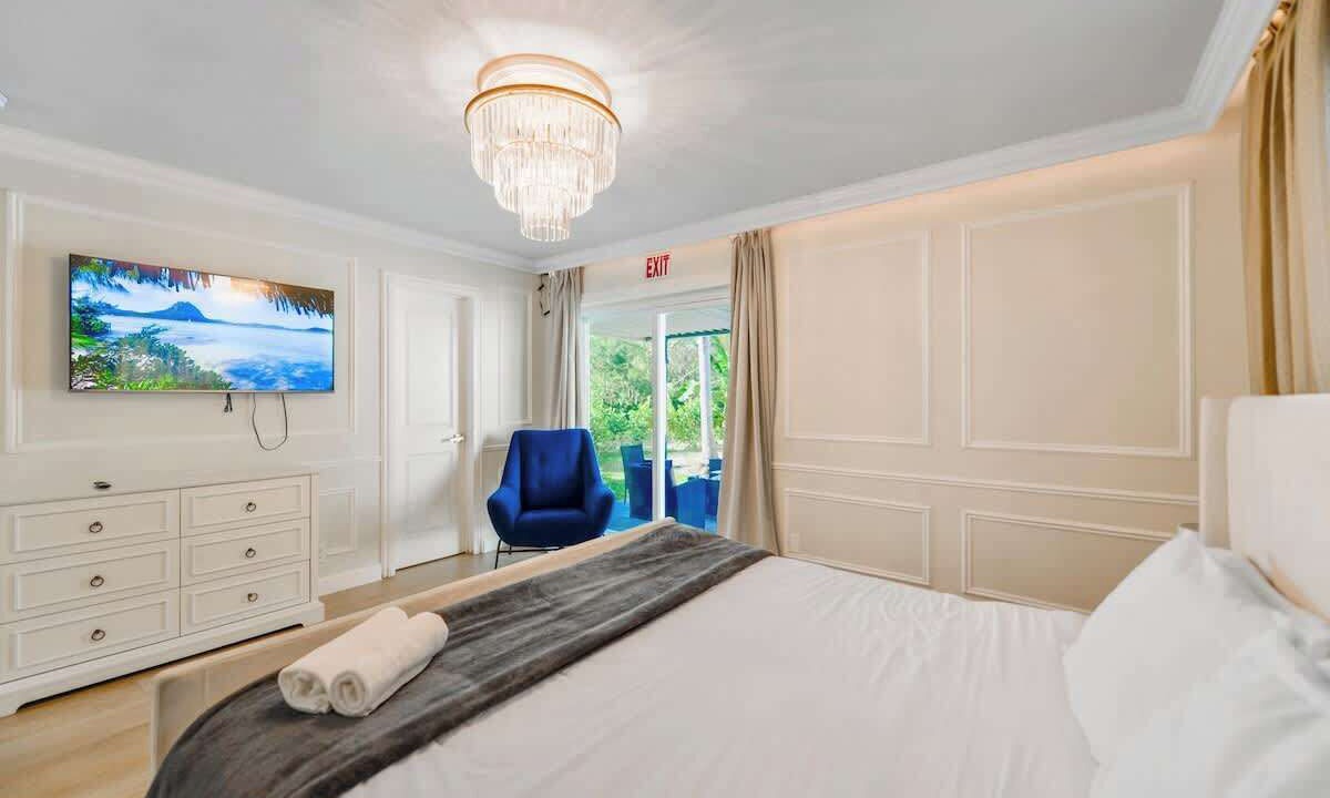 Photo of Bedroom in Middle River Terrace