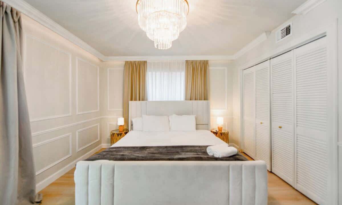 Photo of Bedroom in Middle River Terrace