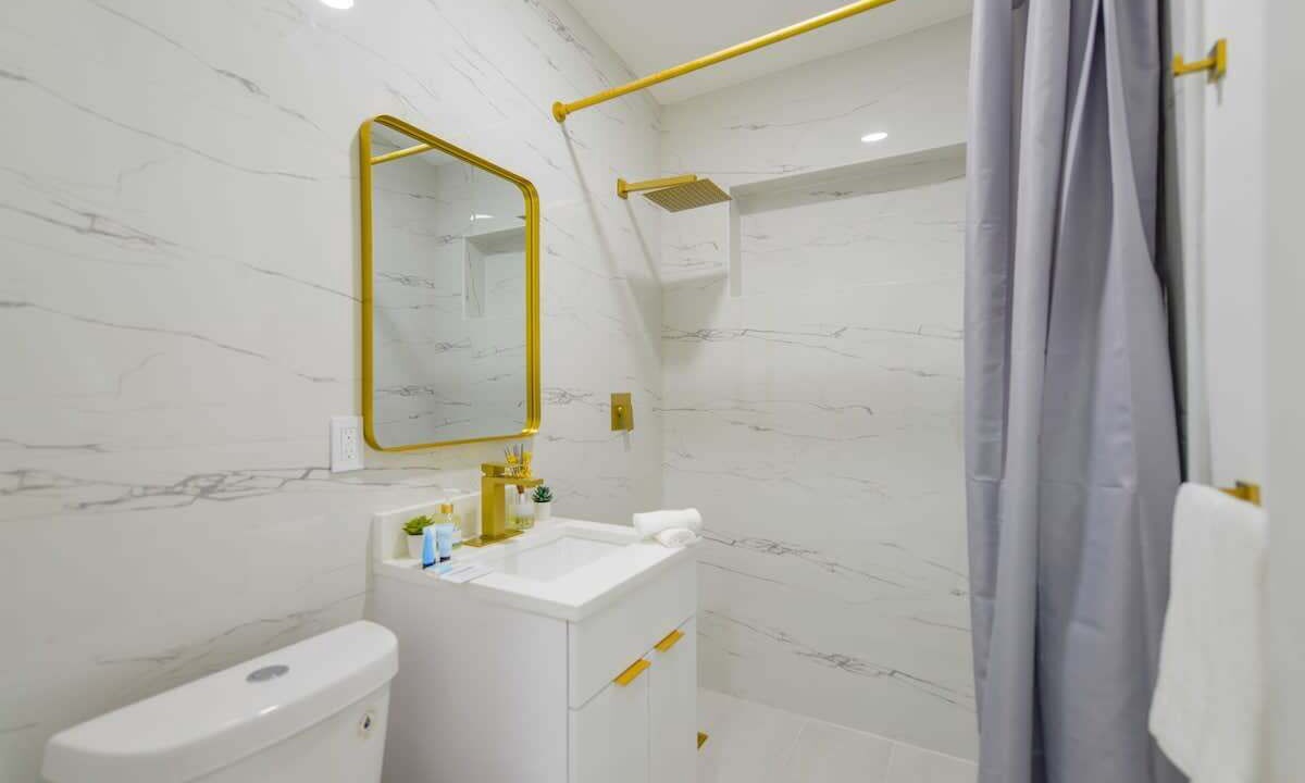 Photo of Bathroom in North Miami