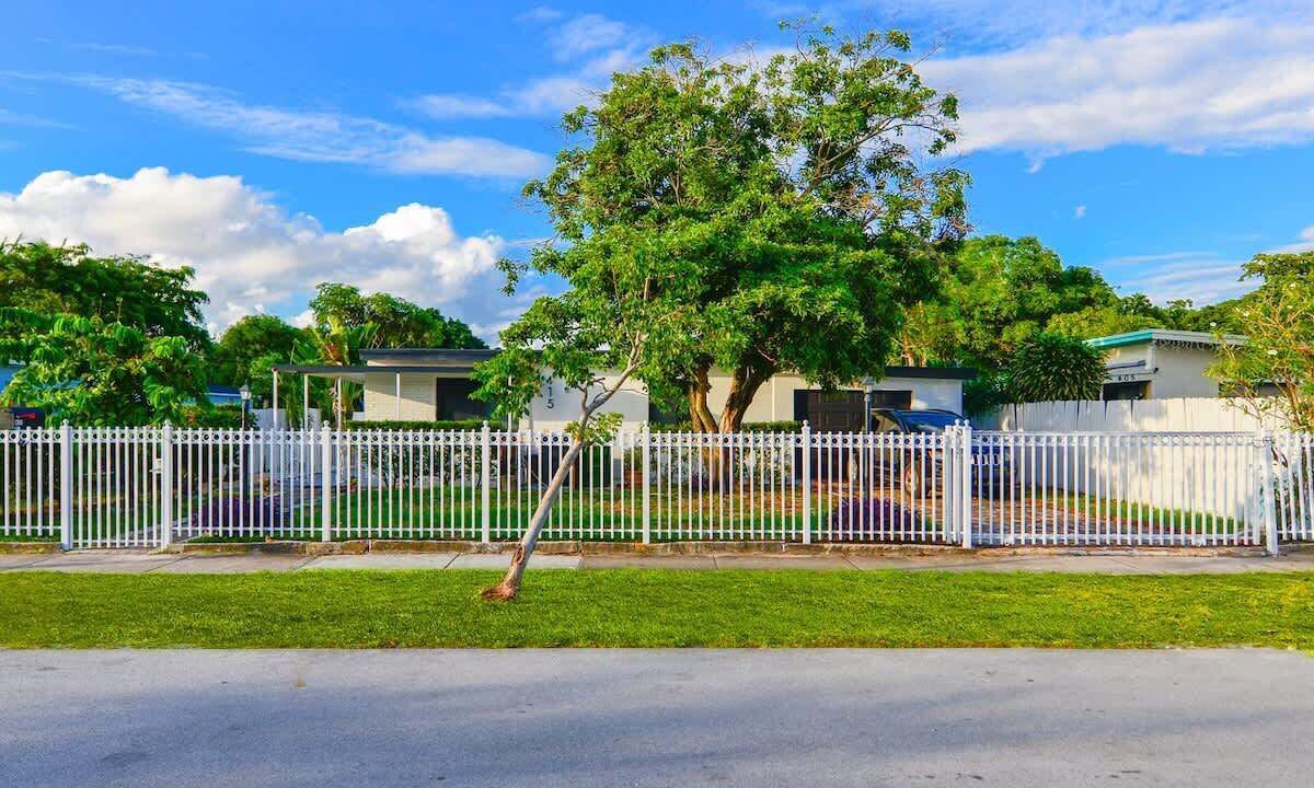 Photo of Outdoor in North Miami