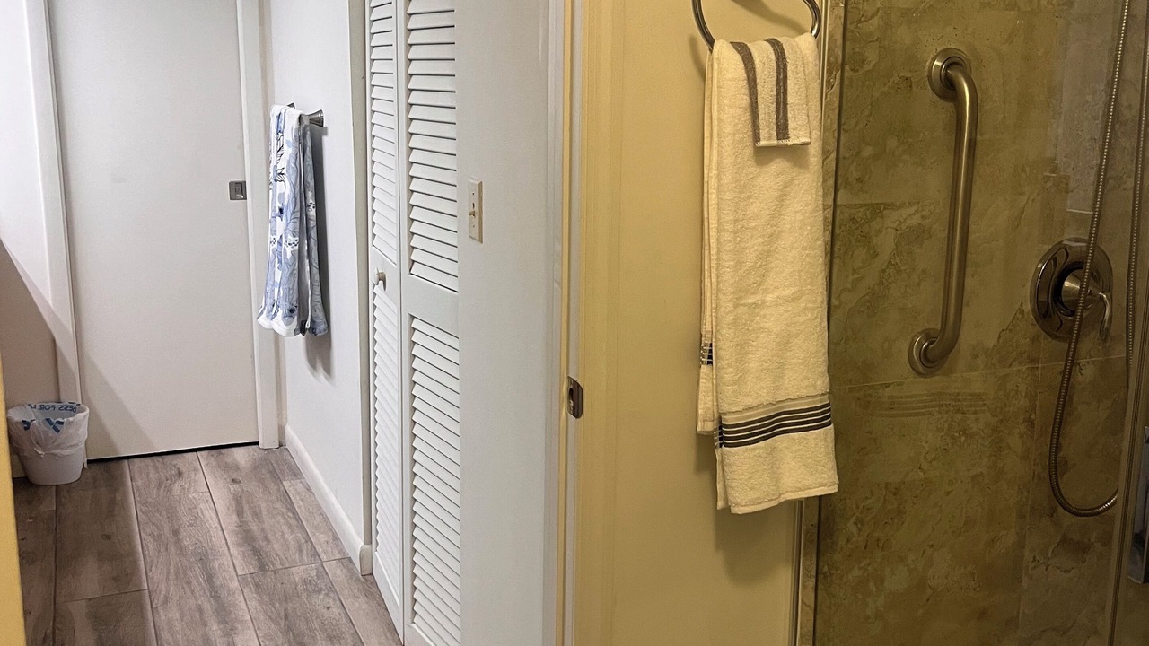 Photo of Bathroom in Inverrary