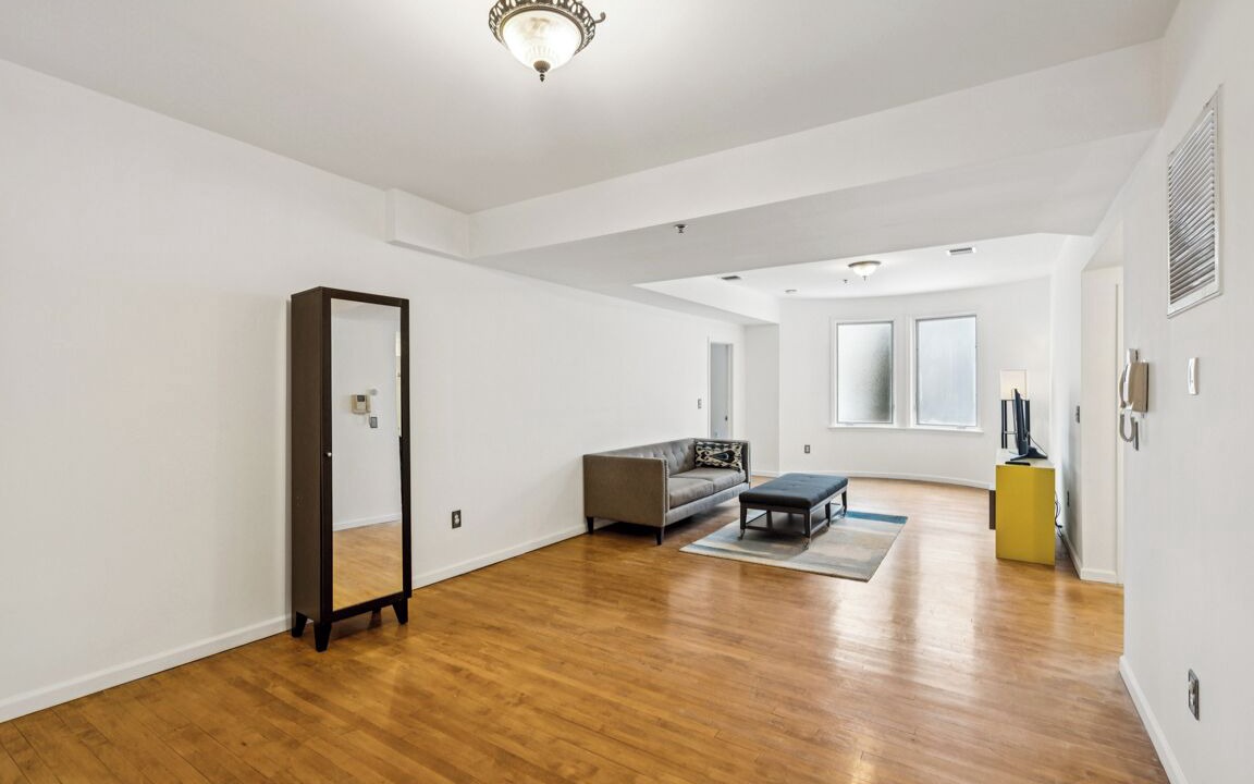 Photo of Livingroom in Weehawken