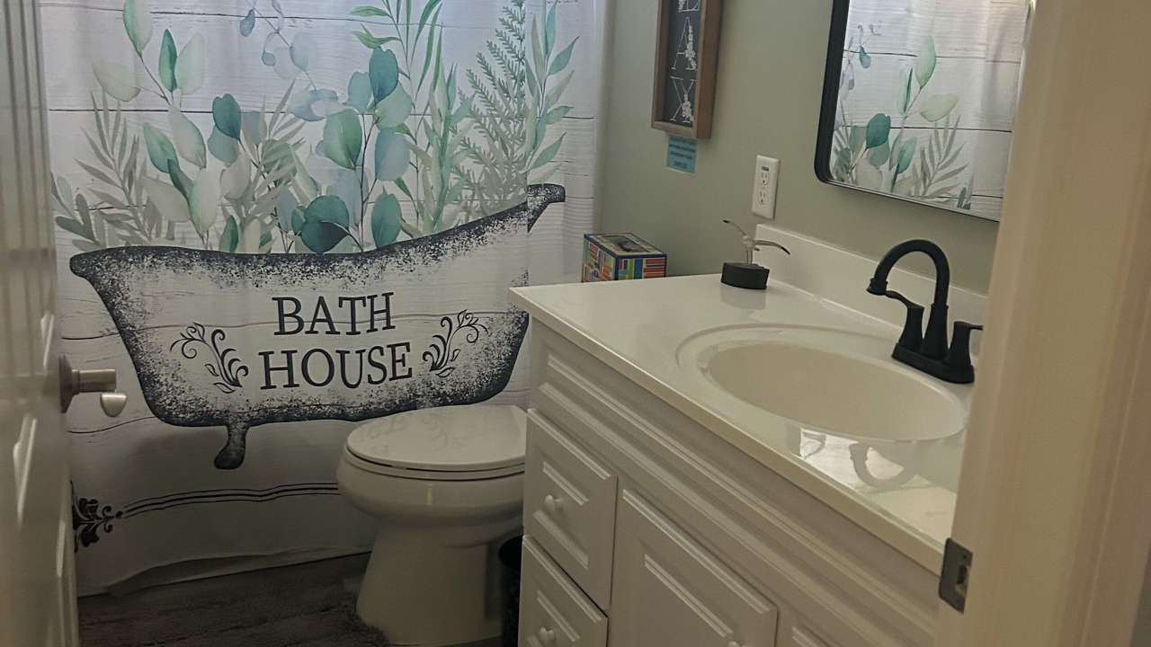 Photo of Bathroom in Normandy Beach