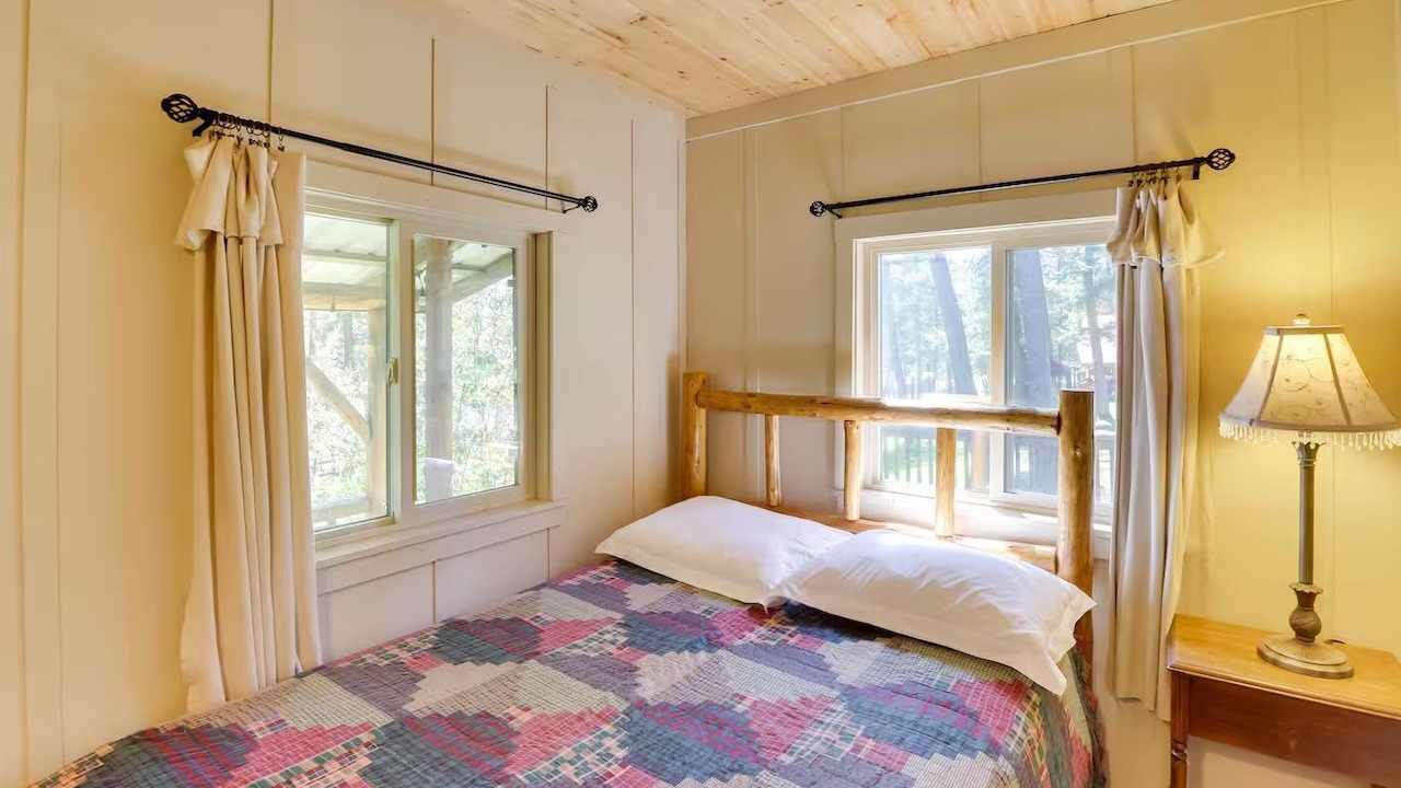 Photo of Bedroom in Rexford