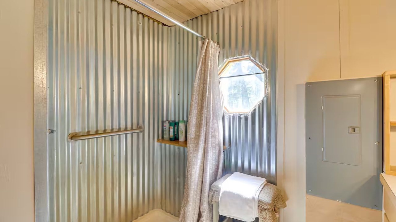 Photo of Bathroom in Rexford