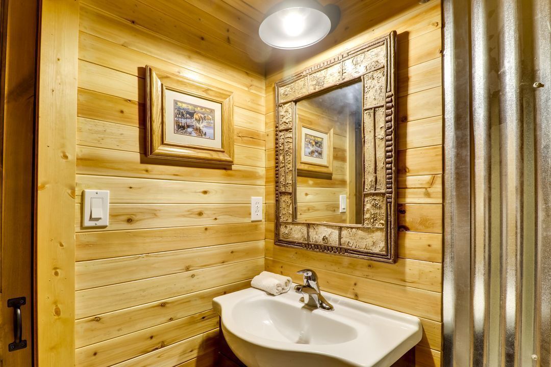 Photo of Bathroom in Rexford