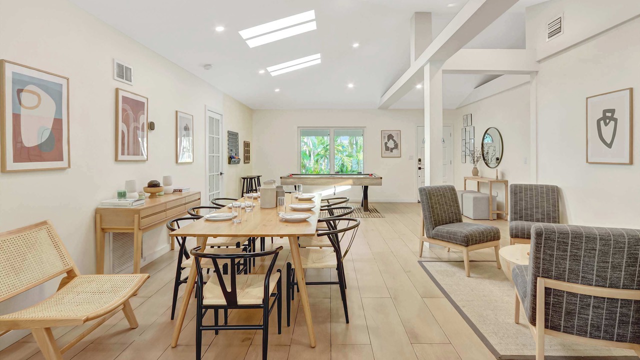 Photo of Bedroom in Biscayne Park