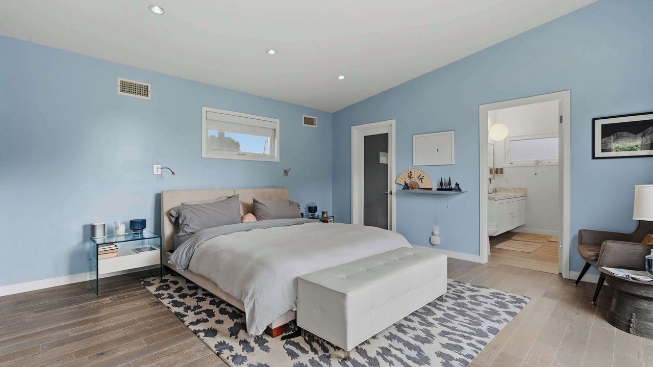 Photo of Bathroom in Mar Vista