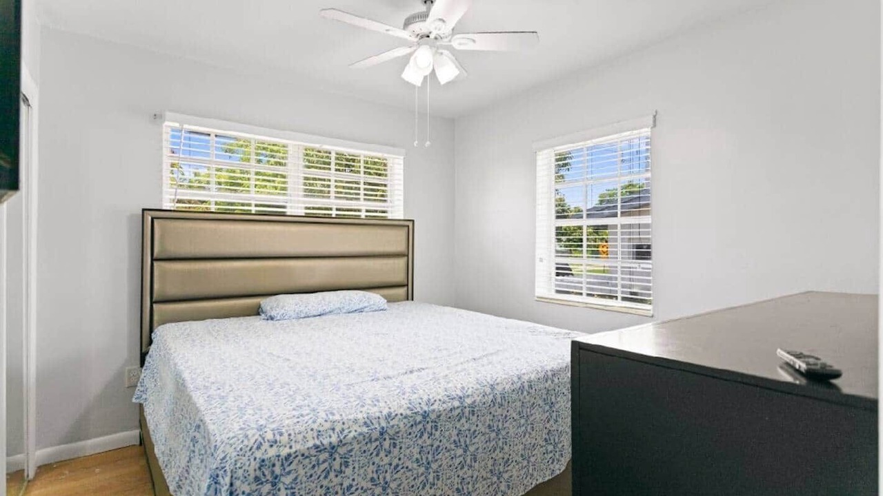 Photo of Bedroom in Miami Gardens