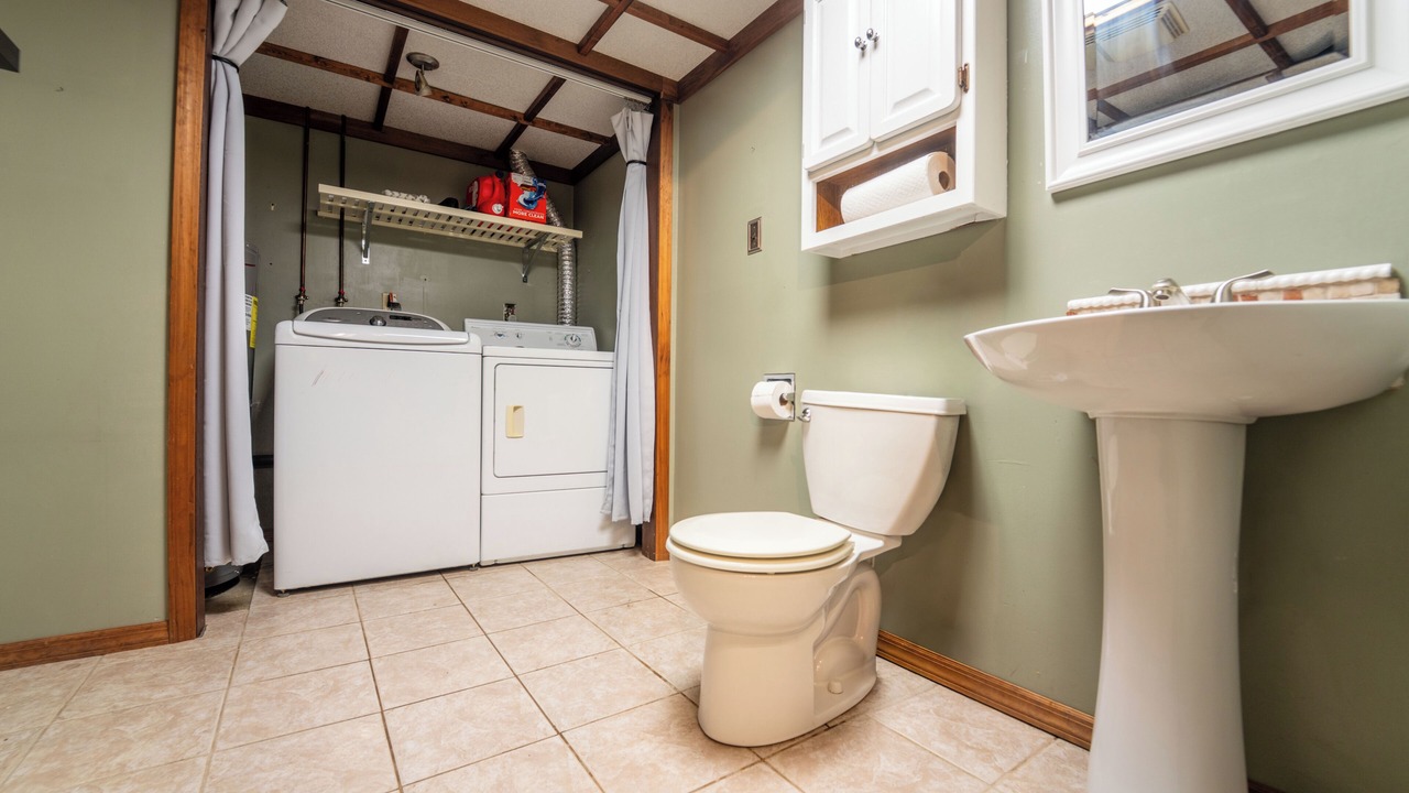 Photo of Bathroom in Dellslow