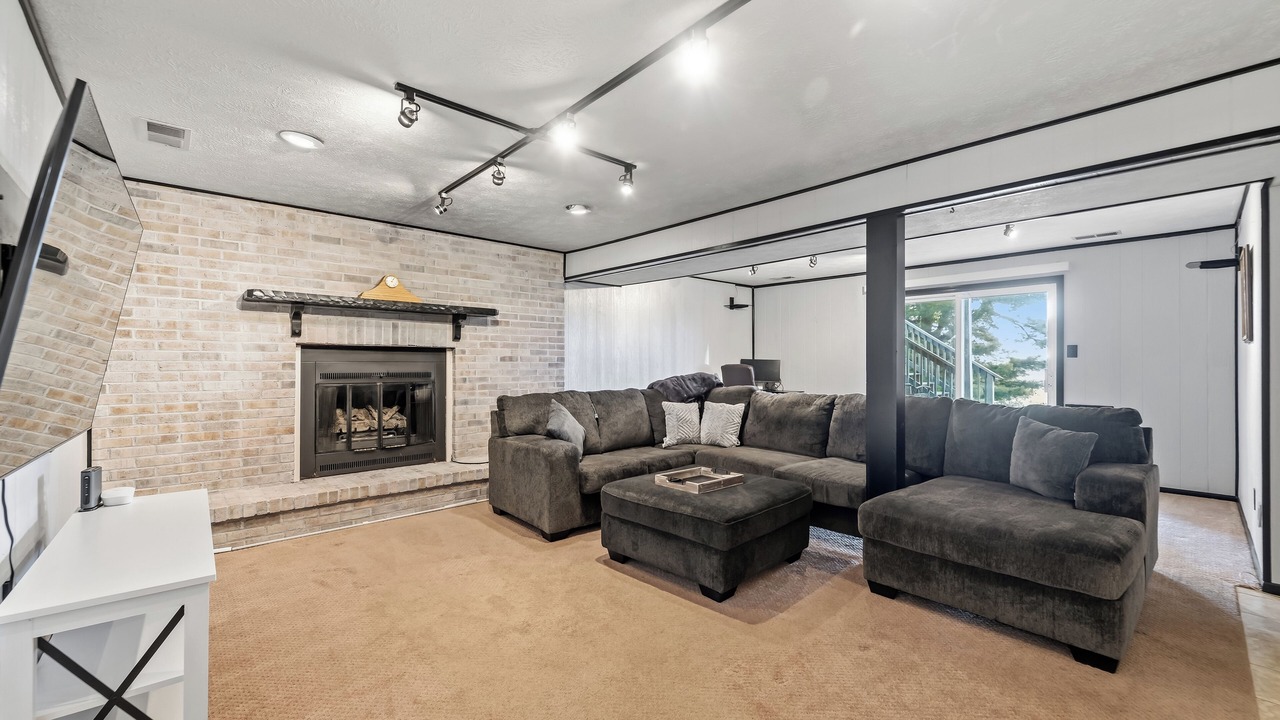 Photo of Livingroom in Dellslow