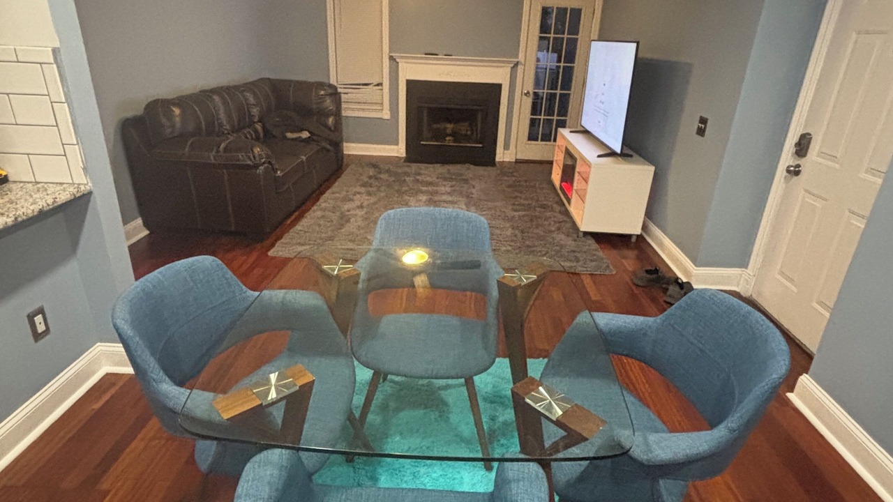 Photo of Livingroom in Newark