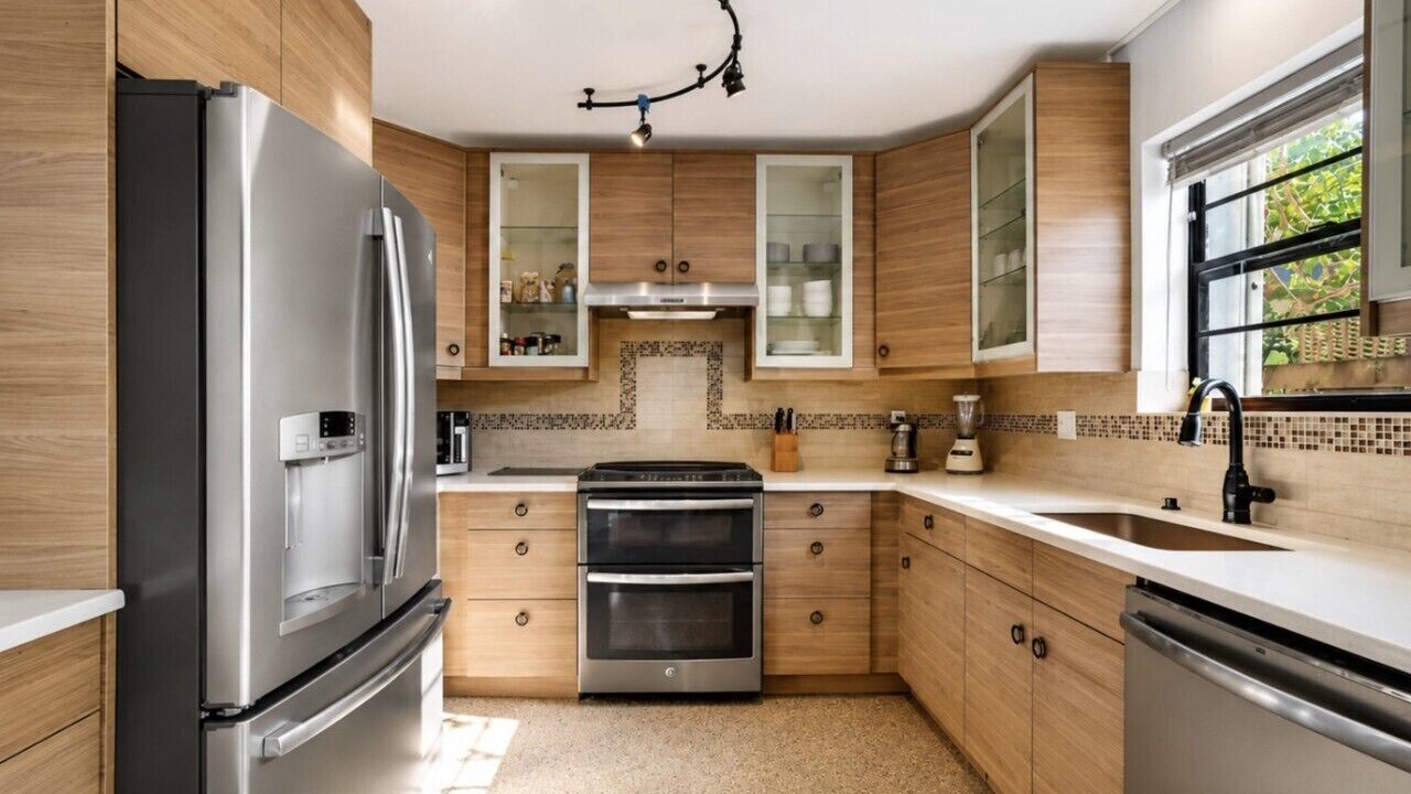 Photo of Kitchen in Royal Poinciana