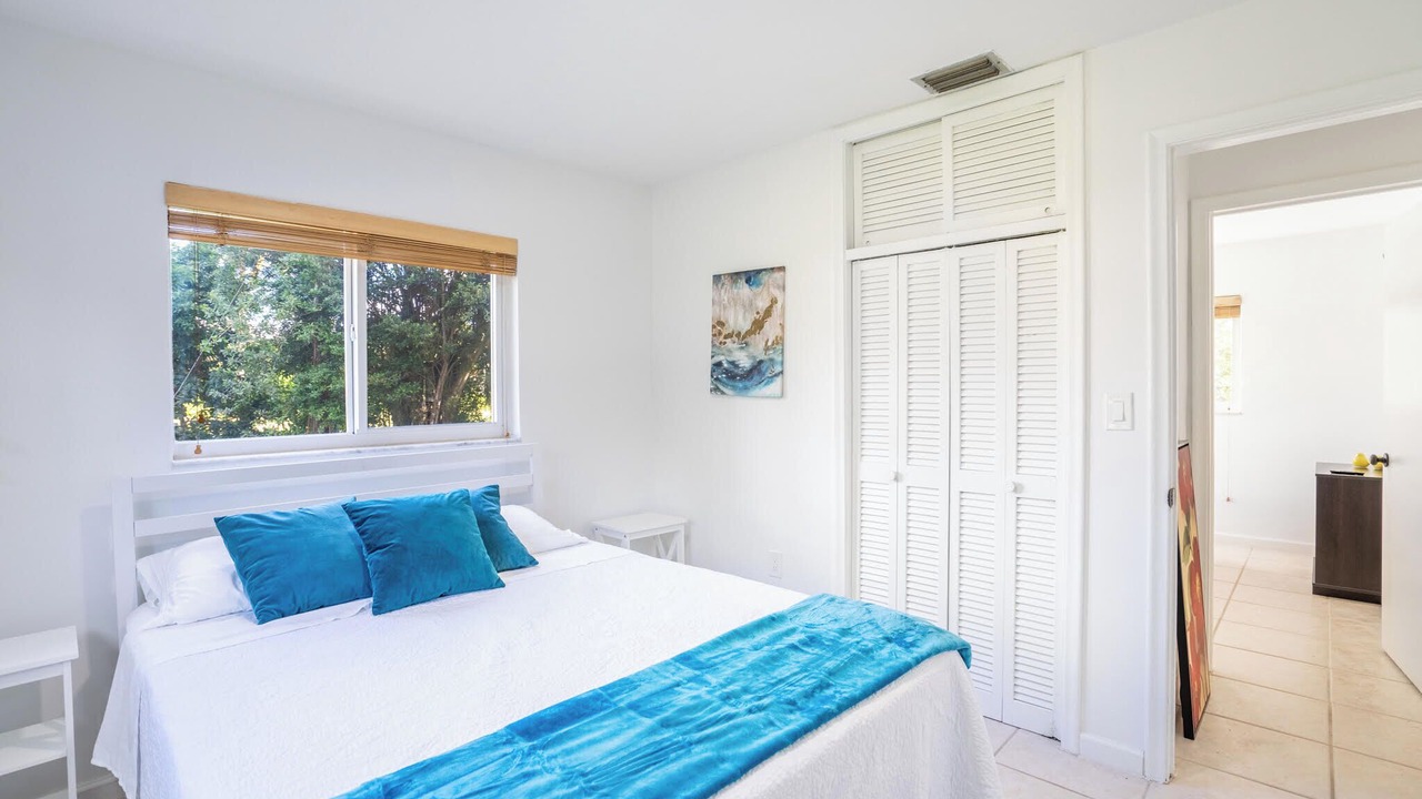 Photo of Bedroom in Southwest Ranches