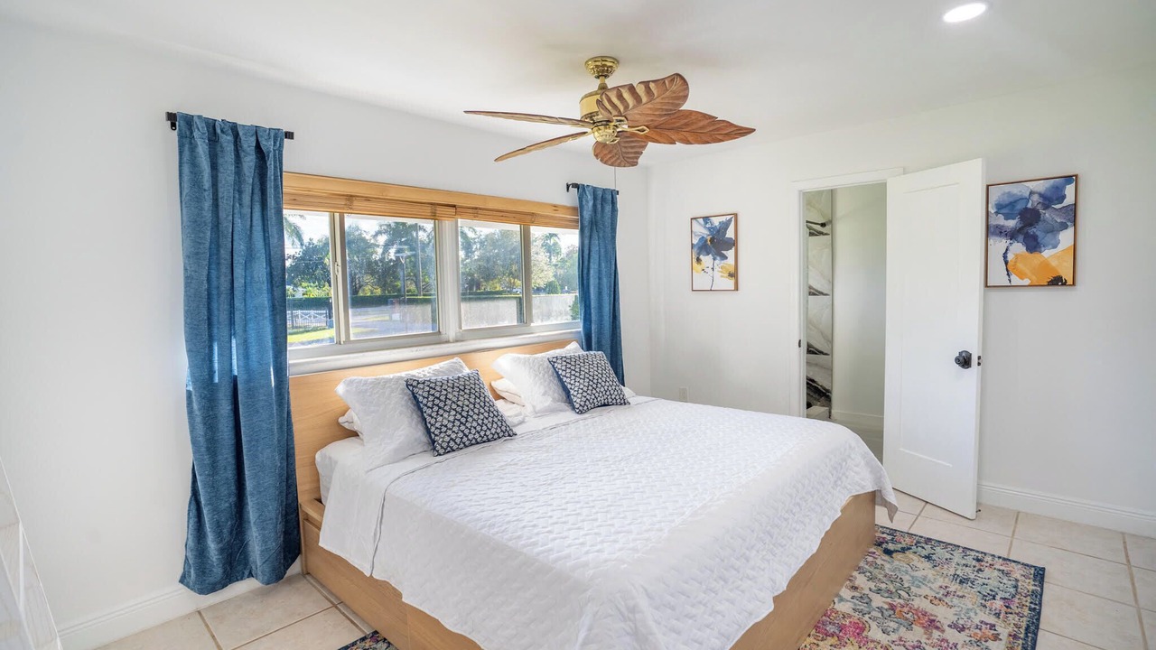Photo of Bedroom in Southwest Ranches