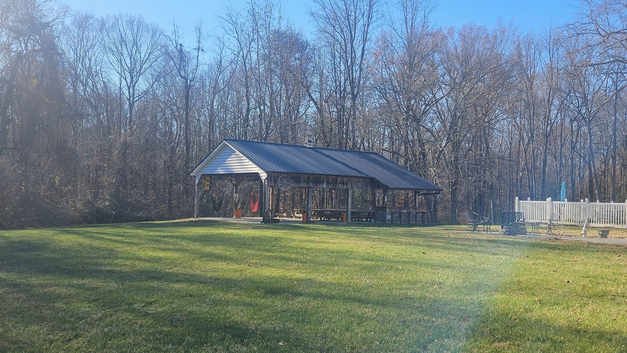 Photo of Outdoor in Pisgah