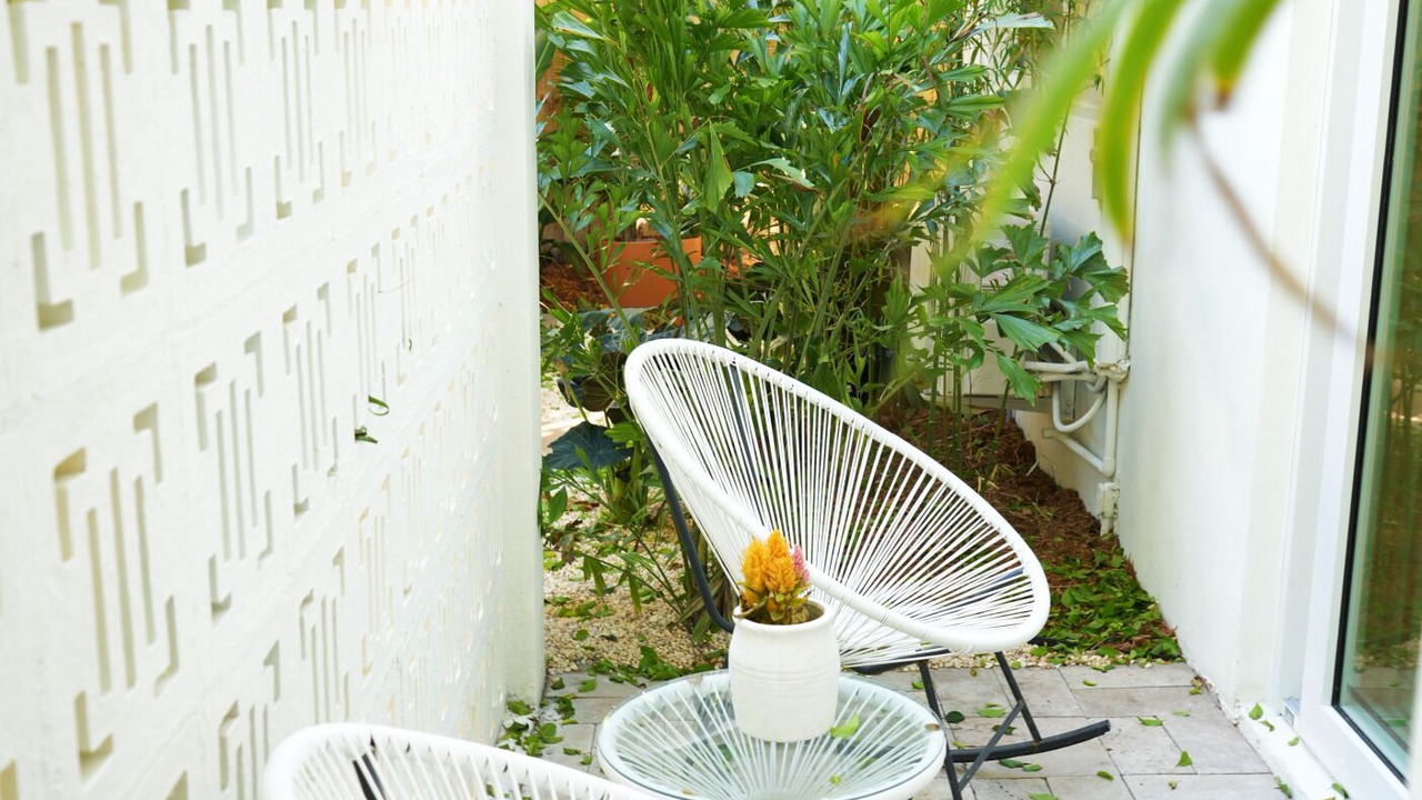 Photo of Patio Balcony in Dolphin Isles