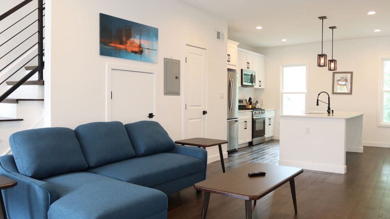 Photo of Livingroom in Communipaw