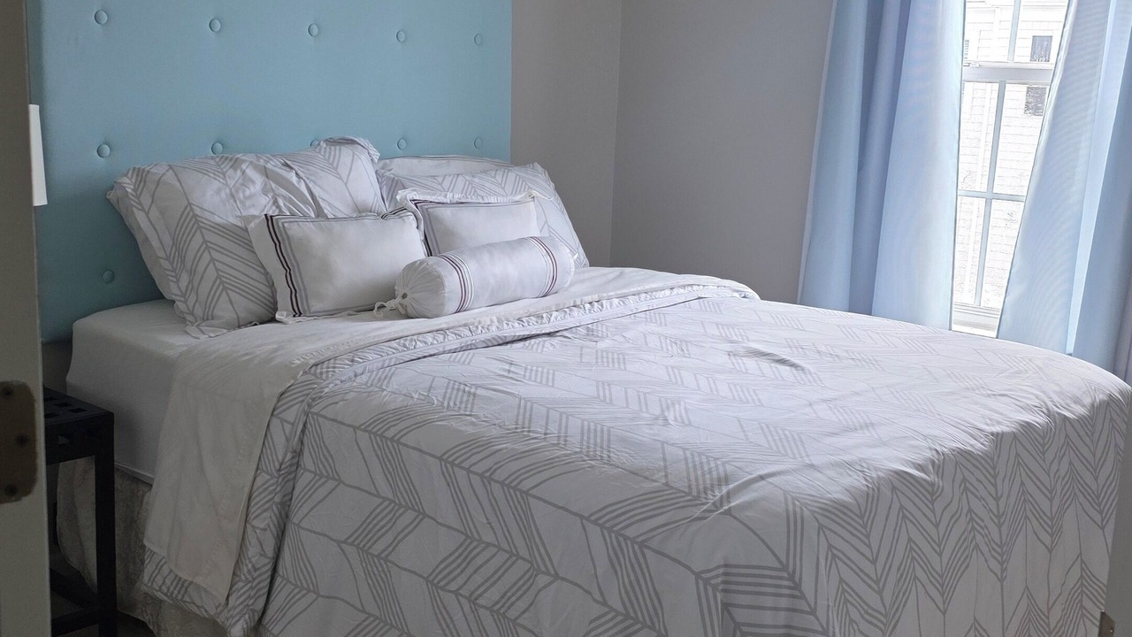 Photo of Bedroom in Long Neck