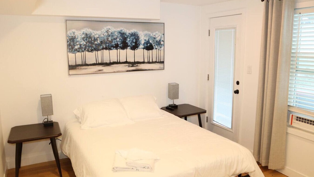 Photo of Bedroom in Communipaw