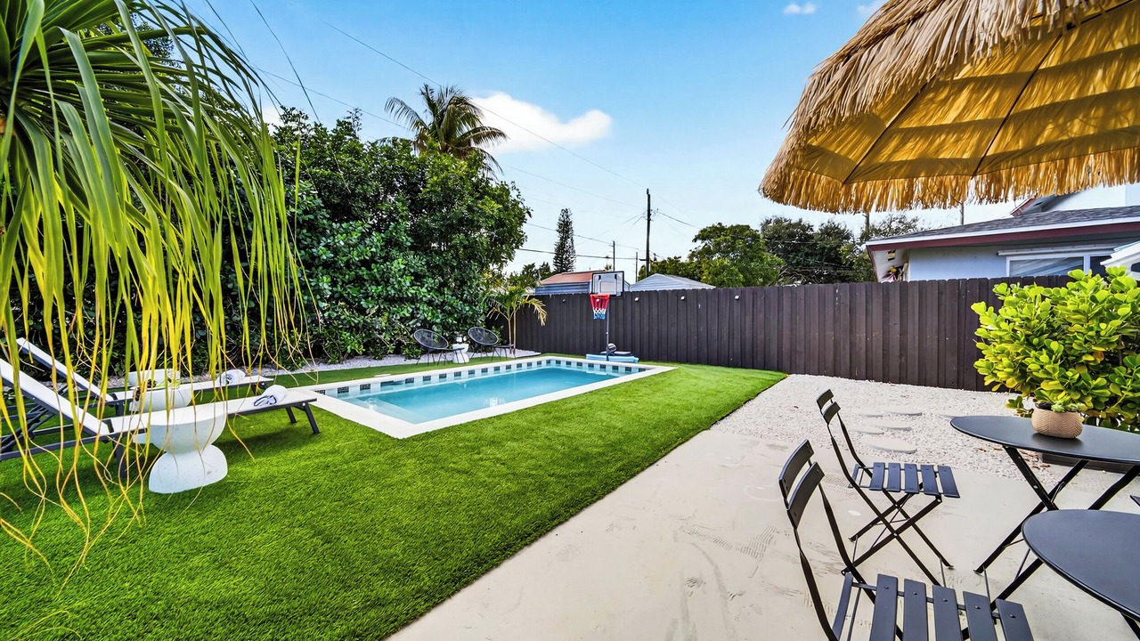 Photo of Outdoor in Dania Beach