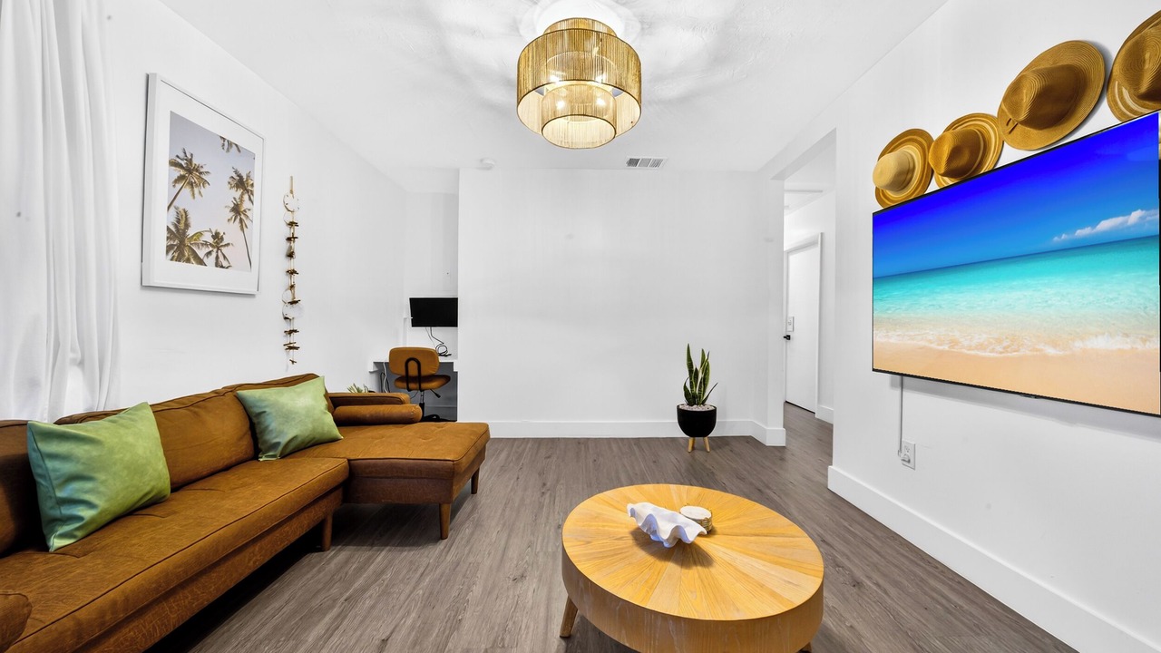 Photo of Livingroom in Dania Beach