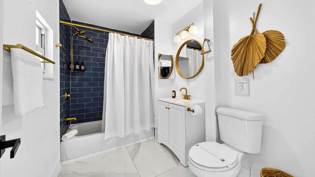 Photo of Bathroom in Dania Beach