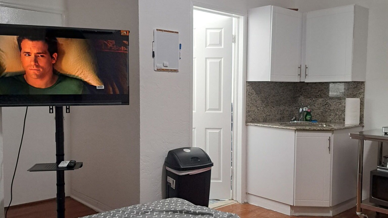 Photo of Bedroom in Surfside