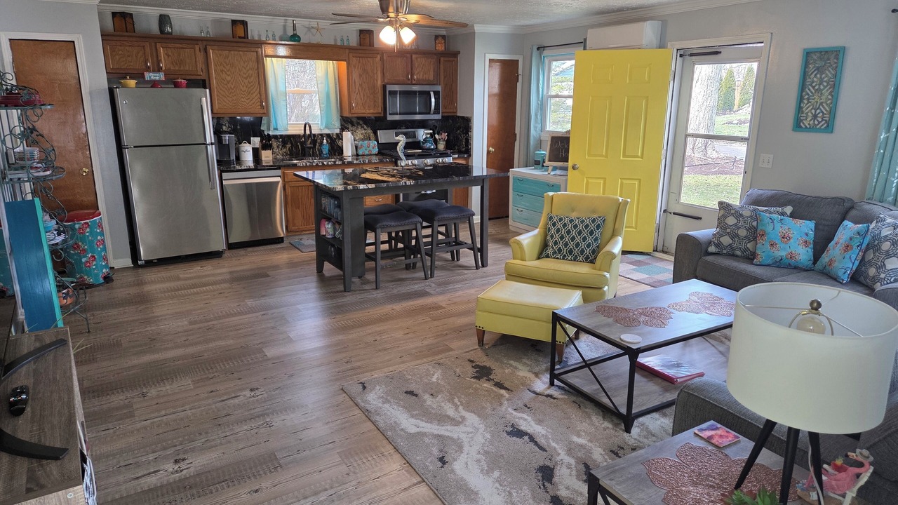 Photo of Livingroom in Chippewa Lake
