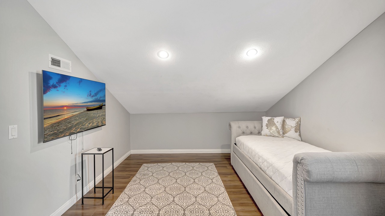 Photo of Bedroom in Hacienda Heights