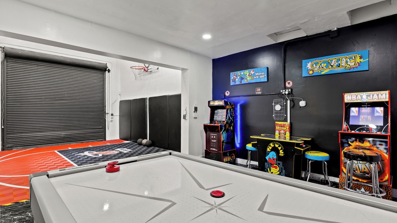 Photo of Bedroom in Riverland Village