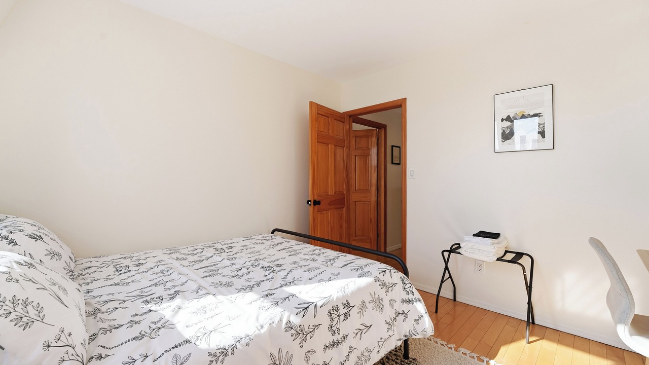 Photo of Bedroom in Weehawken