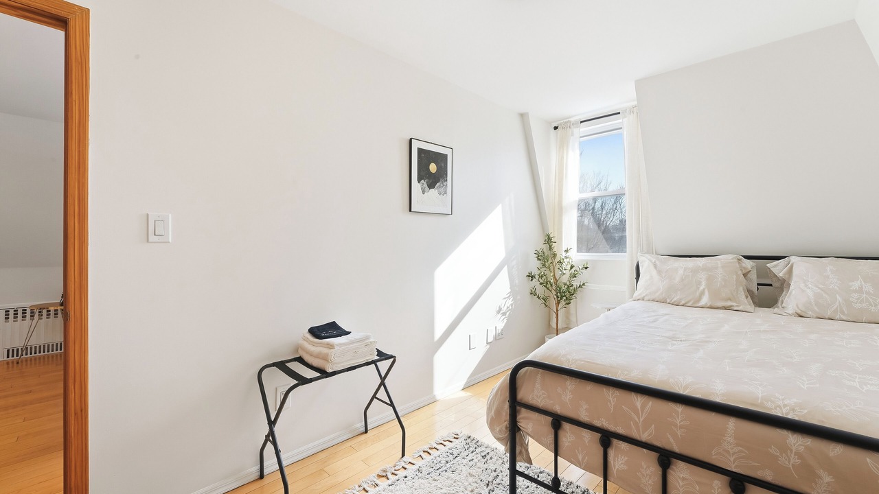 Photo of Bedroom in Weehawken