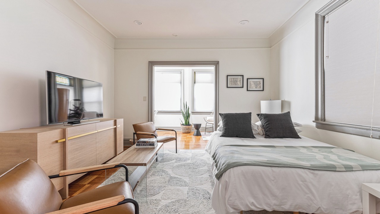 Photo of Bedroom in Weehawken