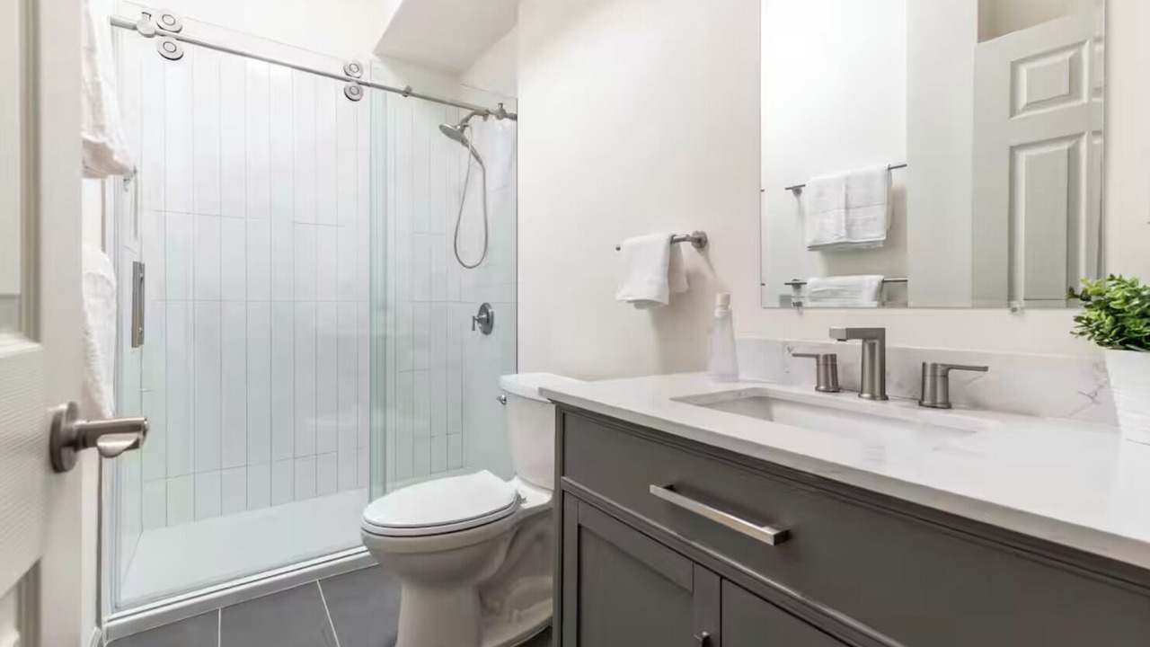 Photo of Bathroom in Weehawken