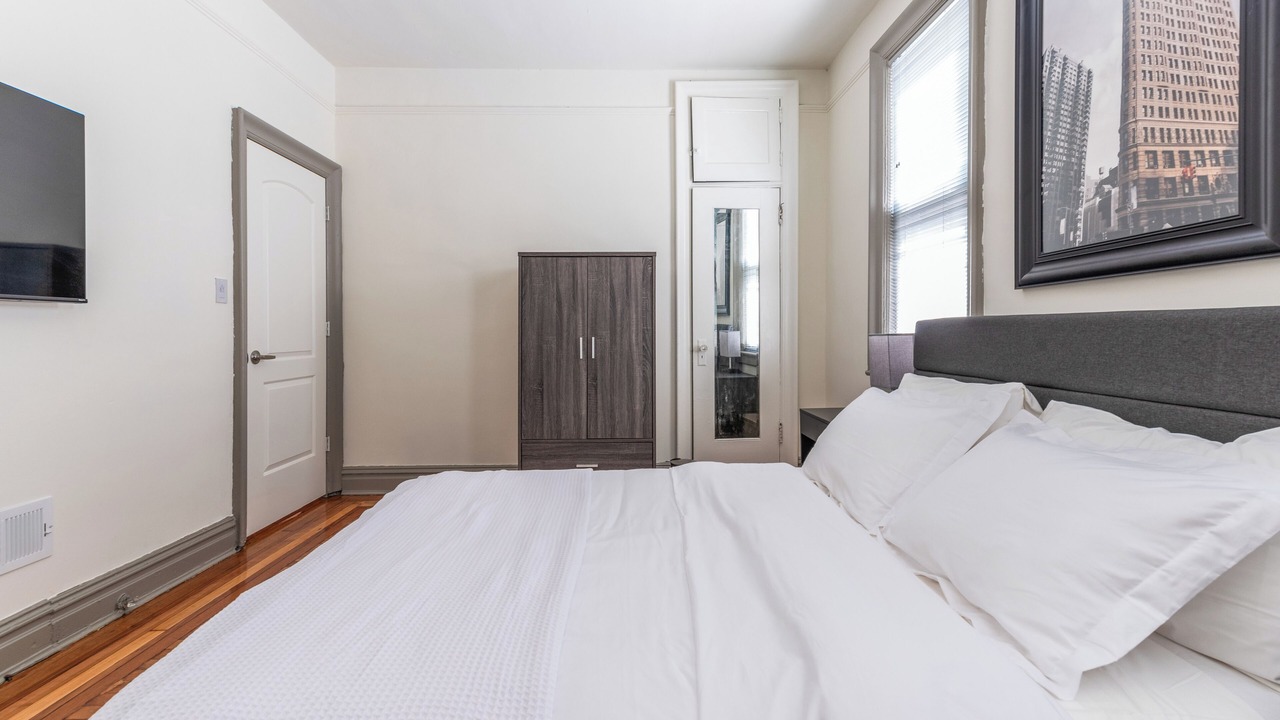 Photo of Bedroom in Weehawken