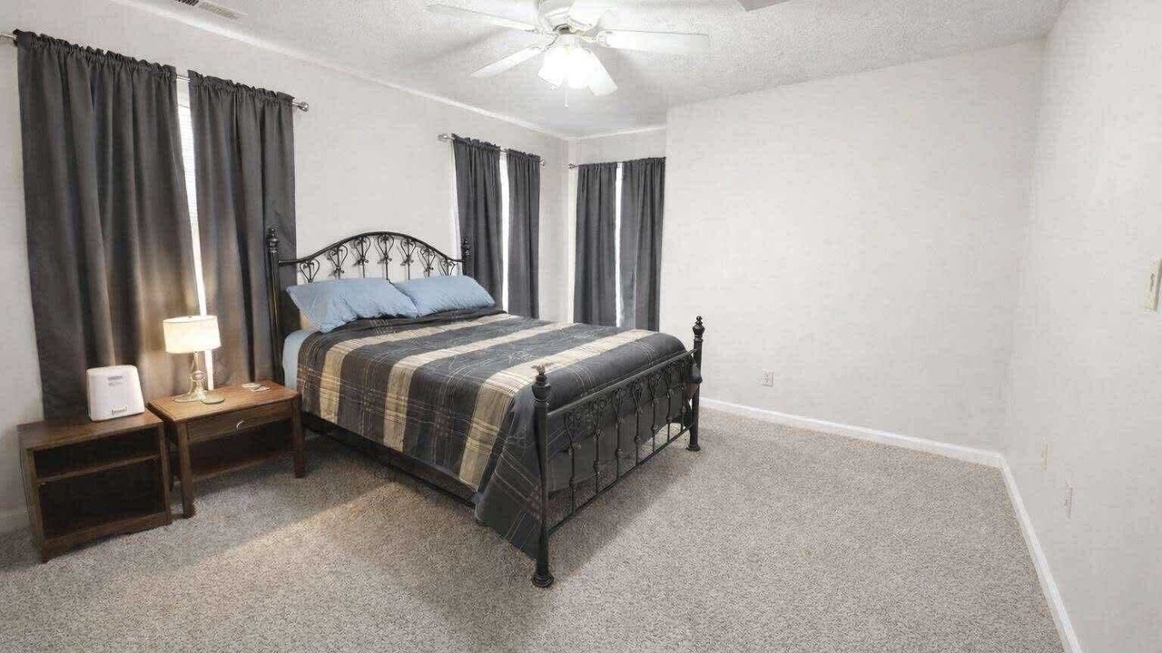 Photo of Bedroom in California