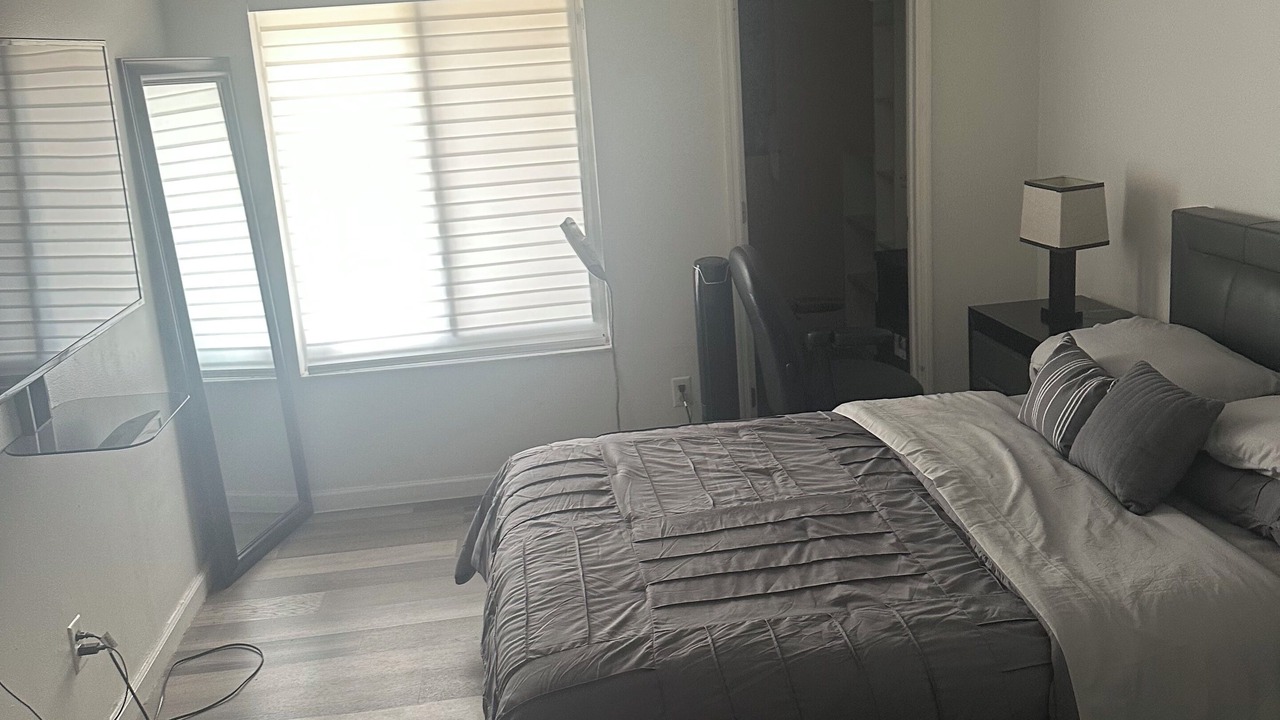 Photo of Bedroom in Tamarac