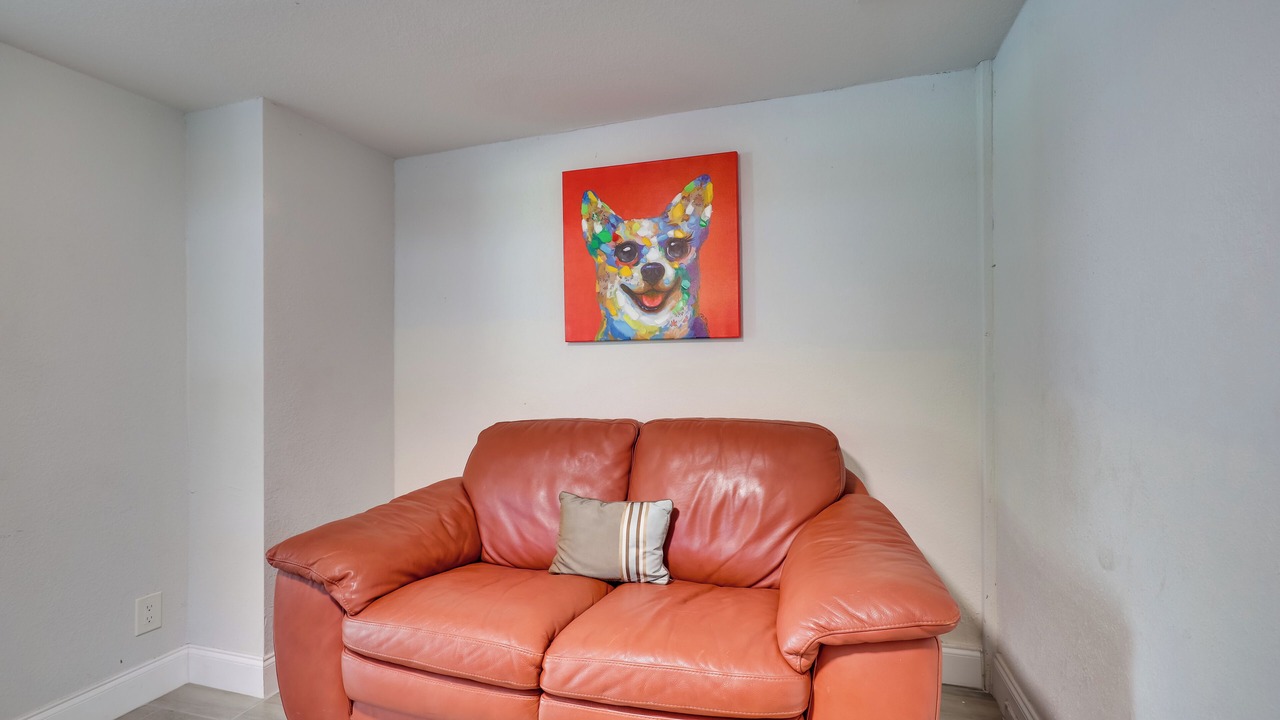 Photo of Livingroom in Central Fort Lauderdale