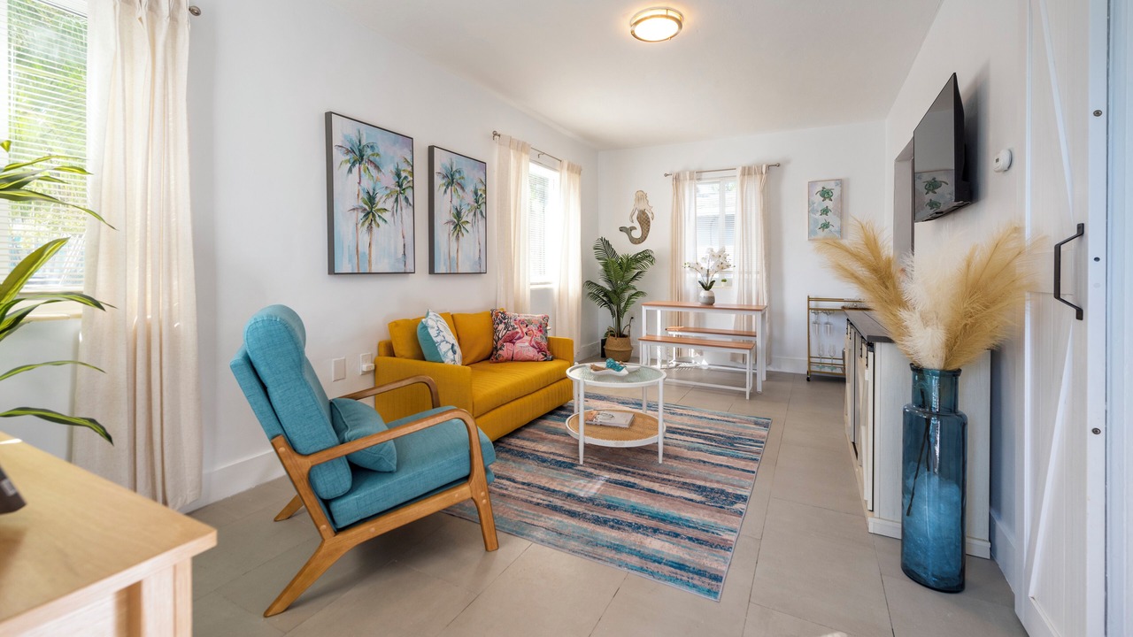Photo of Livingroom in South Lake